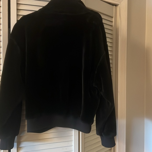 Women Ugg jacket size small - Picture 2 of 4